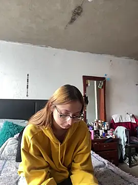 Snapshot of imariahot chatting on 10-29-25, 01:24 imariahot online show from 10-29-25, 01:24