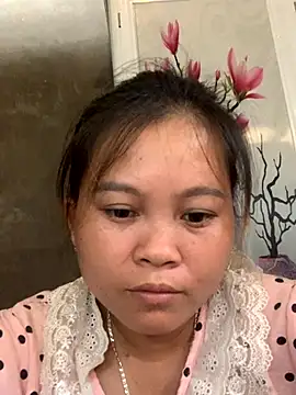 lan-xinh01 online show from 10-05-25, 07:39