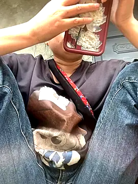 lan-xinh01 online show from 10-30-25, 02:13