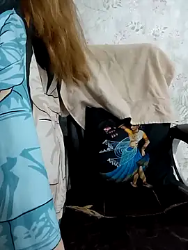 Kitty 18teen online show from 12-15-25, 03:38