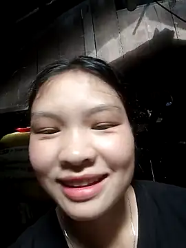 Snapshot of Hin_xx chatting on 10-16-25, 02:56 Hin xx online show from 10-16-25, 02:56