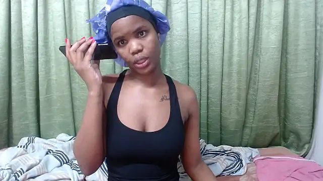 Snapshot of NaturalSlender6 chatting on 10-11-25, 10:52 NaturalSlender6 online show from 10-11-25, 10:52