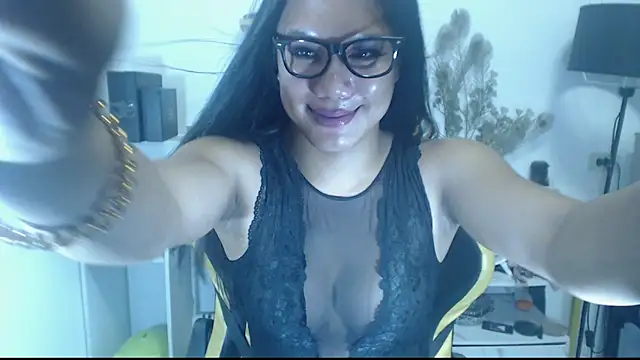 hugecockyurikaa online show from 10-09-25, 02:09