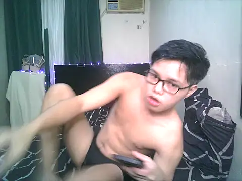 hot babyboy26 online show from 10-31-25, 11:44