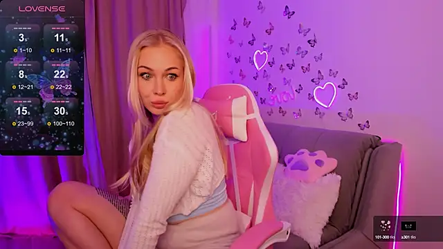 AudreyMeow online show from 10-16-25, 04:41