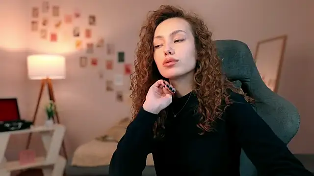 Snapshot of branchwithflowerss chatting on 10-03-25, 01:41 branchwithflowerss online show from 10-03-25, 01:41