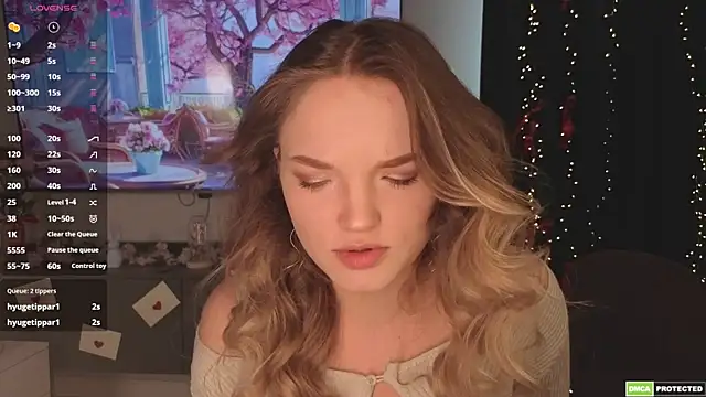 JulieLupo online show from 04-07-26, 06:47