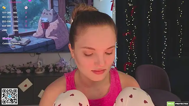 JulieLupo online show from 04-24-26, 09:34