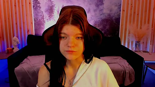 Snapshot of StasyaCollins chatting on 10-24-25, 03:08 StasyaCollins online show from 10-24-25, 03:08