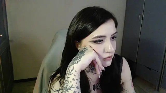 Rin andersonn online show from 10-29-25, 03:20