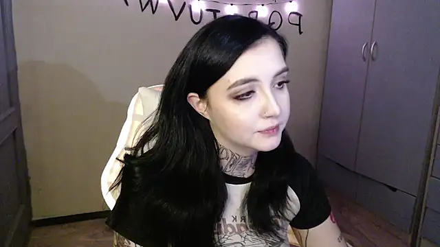 Rin andersonn online show from 11-28-25, 08:22