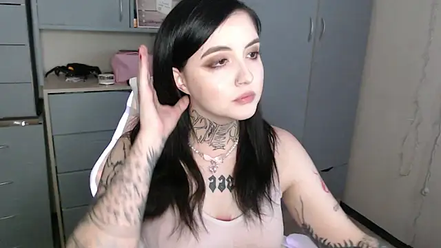 Rin andersonn online show from 12-14-25, 01:22