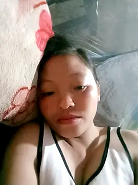 Snapshot of Minkine022 chatting on 10-15-25, 07:36 Minkine022 online show from 10-15-25, 07:36