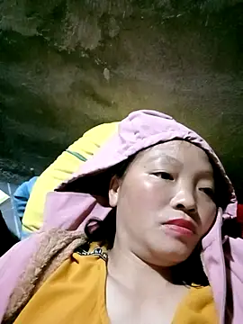 Minkine022 online show from 10-28-25, 01:03