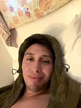 Snapshot of KoreanBubbleBoo chatting on 10-01-25, 02:12 KoreanBubbleBoo online show from 10-01-25, 02:12