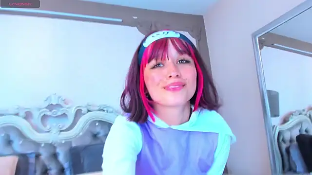 Snapshot of SiaSavach chatting on 11-13-25, 07:35 SiaSavach online show from 11-13-25, 07:35