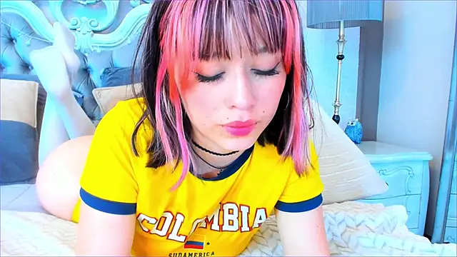 Snapshot of SiaSavach chatting on 12-14-25, 07:18 SiaSavach online show from 12-14-25, 07:18