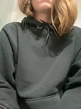 Snapshot of pleasedontpressaredburton chatting on 02-21-26, 12:22 pleasedontpressaredburton online show from 02-21-26, 12:22