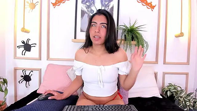 Snapshot of Abbie_thomson_ chatting on 10-25-25, 08:14 Abbie thomson online show from 10-25-25, 08:14