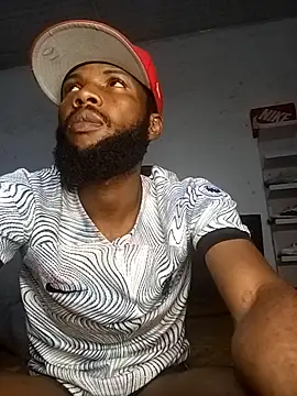 Snapshot of FreakyKaigrey chatting on 12-16-25, 02:05 FreakyKaigrey online show from 12-16-25, 02:05