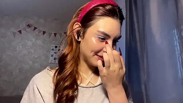 TeresitaLish online show from 10-11-25, 02:15