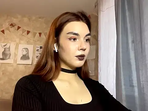 TeresitaLish online show from 10-16-25, 02:07