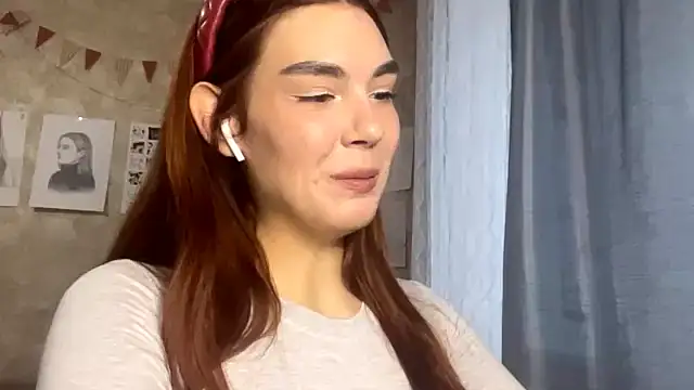 TeresitaLish online show from 10-17-25, 02:08