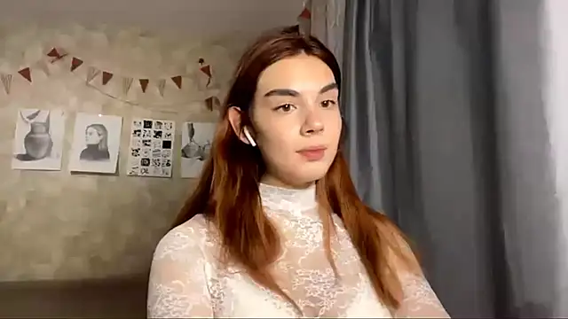 TeresitaLish online show from 10-28-25, 03:04