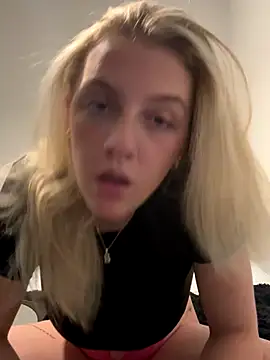 LucyLowbb online show from 11-01-25, 10:34