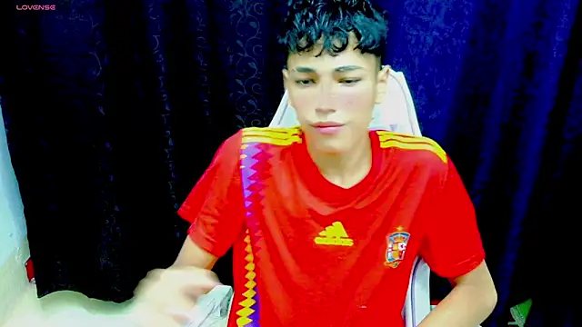 Im david02 online show from 11-08-25, 12:27