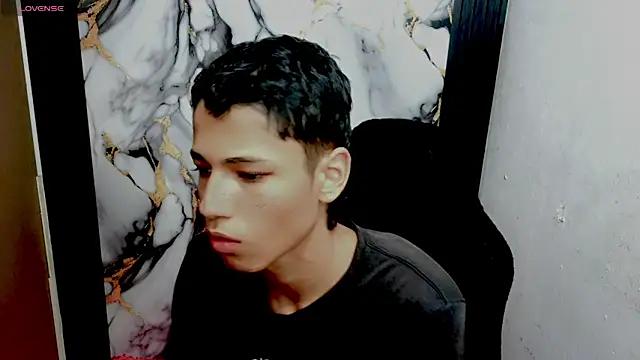 Im david02 online show from 02-21-26, 02:56