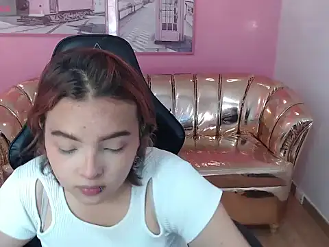 mia foster t online show from 10-21-25, 12:50