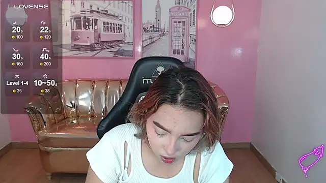 mia foster t online show from 11-18-25, 12:53