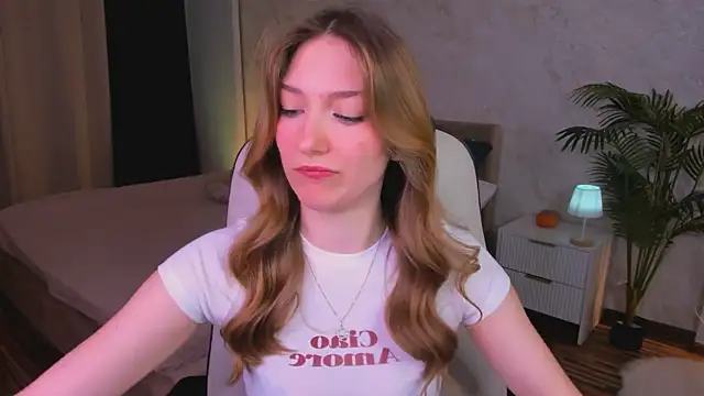 AngelAnabelle online show from 11-07-25, 09:04