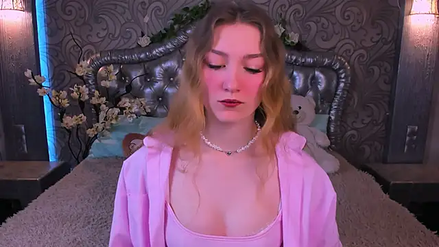 AngelAnabelle online show from 02-08-26, 08:34