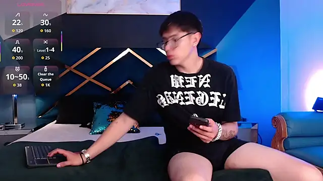 EvieDemn online show from 10-08-25, 04:10