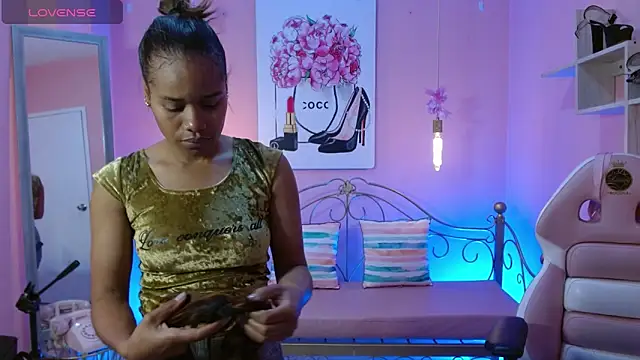 ingrid03 taffur online show from 04-18-26, 06:45