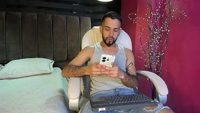 Lobo sex21 online show from 10-20-25, 08:42