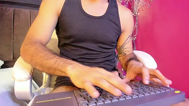 Lobo sex21 online show from 10-21-25, 07:58