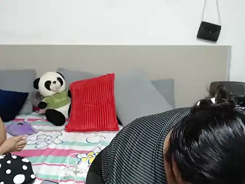 Charlotte Rot2 online show from 10-17-25, 07:27