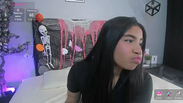 Snapshot of Nahomycarterr chatting on 10-30-25, 07:47 Nahomycarterr online show from 10-30-25, 07:47