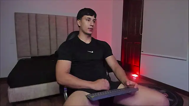 CHRIS MORGAN1 online show from 10-28-25, 04:53