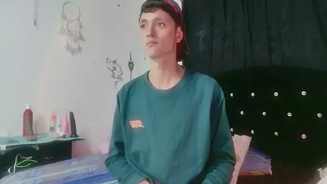 Tyler cat online show from 01-09-26, 04:54