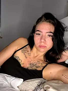 YoungZoexx online show from 11-15-25, 07:05