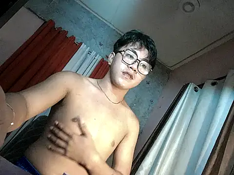 ur fucking rolly online show from 11-06-25, 02:18