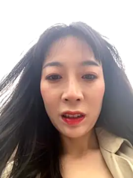 Snapshot of yourkeer chatting on 10-18-25, 08:59 yourkeer online show from 10-18-25, 08:59