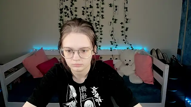 shy elina01 online show from 10-13-25, 10:26