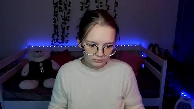 shy elina01 online show from 11-06-25, 10:38