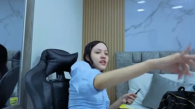 angel  kiss online show from 02-06-26, 12:30