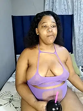 SweetJuicyPussy97 online show from 02-26-26, 11:37